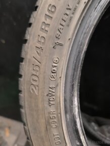 205/45 R16 Kumho zimne pneumatiky - 13