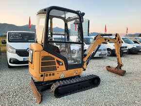 Minibager CAT 301.7D, rv. 2014 - 13