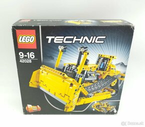 LEGO Technic 42028 Bulldozer - 13