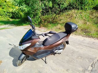 SKÚTER HONDA PCX 125 - 13