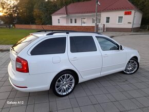 Predám Škoda Octavia RS Combi - 13