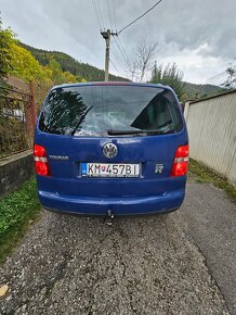 Predám Volkswagen Touran 1.6 benzin - 13