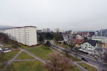 Na predaj 2+1 izbový byt, Centrum II Dubnica n. Váhom,balkón - 13