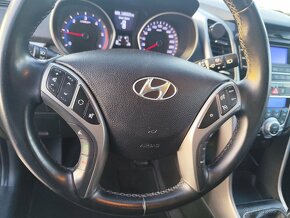 Hyundai i30 diesel - 13