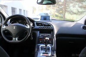 Peugeot 3008 1.6 e-HDi - 13