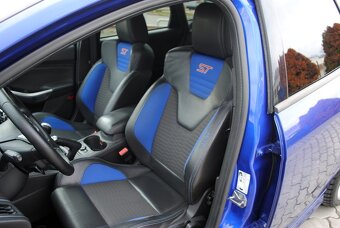 Ford Focus Kombi 2.0 EcoBoost SCTi ST R - 13