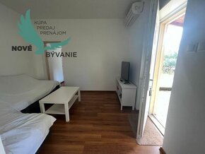 Dom 2x apartmán s veľkým pozemkom 850m2, Chorvátsko Vir - 13