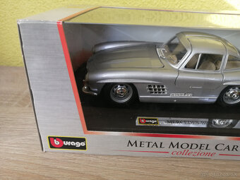 modely 1:24 na predaj (6)(Aston Martin, Dodge, MB, Audi) - 13