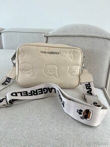 Crossbody kabelka Karl Lagerfeld béžová - 13