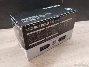 Arctic Liquid Freezer III 240mm - 13