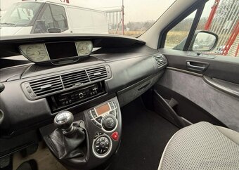 Peugeot 807 2,0 NEBOURANÉ, SERVISKA, NAVI nafta manuál - 13