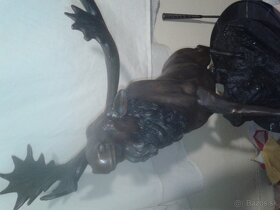 Bronzová socha losa - 13