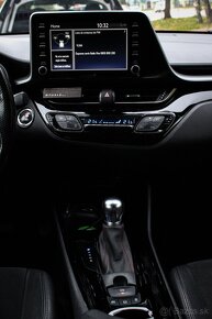 Toyota C-HR 1.8 GR, hybrid - 13