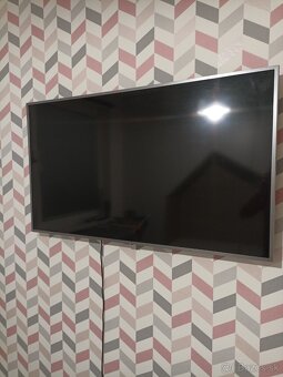 TV Samsung UE50NU7472UXXH - 13