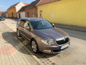 Škoda Superb Combi 2.0 TDI CR 170k Elegance DSG - 13