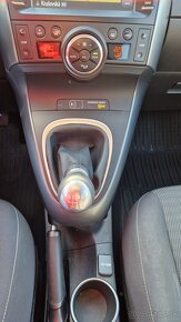 Toyota Verso 1.8 I Valvematic Holiday - 13