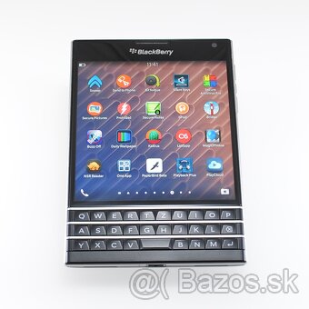 BlackBerry Passport - 13