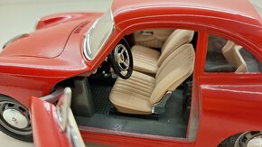 1:18 PORSCHE 356 B COUPE - 13