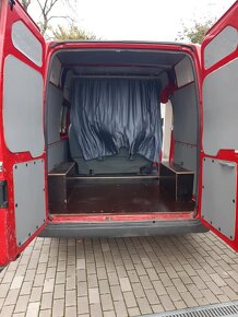 Predám Ford Transit H2/L1 úprava + doplnky na spanie, camp - 13