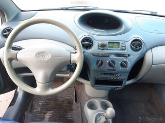 Toyota Yaris 1,0 vvti 50kw - 13