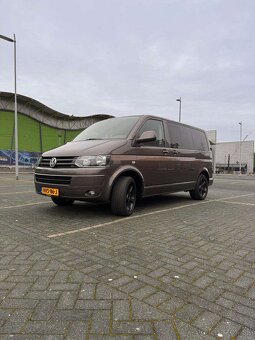 VW Caravelle - 13