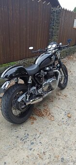 Triumph thruxton 900 - 13