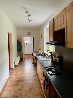 Na predaj 3.-izb. dom, 1050m2 pozemok, obec Buková - 13