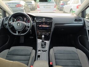 VW Golf VII Variant 2,0TDi 110 kW Highline 4x4, DSG, r. 2017 - 13