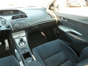 Honda Civic 1.8 VTEC Comfort - 13