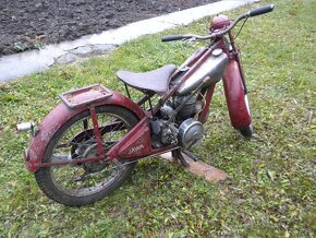 JAWA VILLIERS r.v.1933 dlouhá léta uložená na půdě motorvrčí - 13