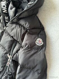 MONCLER luxusná bunda - 13