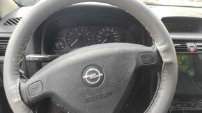 Opel Astra G 1.8 16V - 13