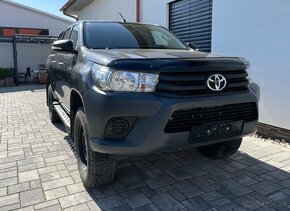 TOYOTA HILUX - NA PREDAJ (aj NA SPLATKY) - 13