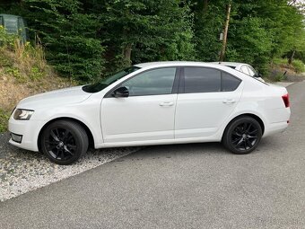 Škoda Octavia III 1.6 TDi sedan - 13