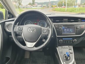 Toyota Auris HYBRID 1.8 CVT - 13