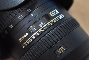 Nikon AF-S DX Nikkor 18-200 mm f/ 3.5-5.6G ED s VR II - 13