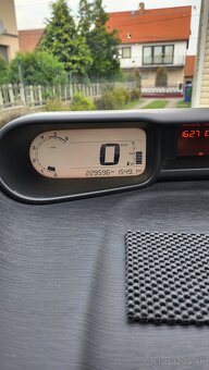 Predám Citroën C3 Picasso 1.6 HDI - 13