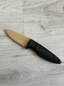 Nôž Benchmade, pevné edc - 13