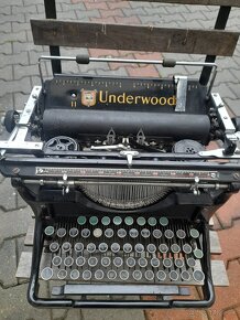 PISACI STROJ 1905-UNDERWOOD -USA - 13