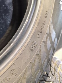 215/60 R16 Nokian zimne pneumatiky - 13