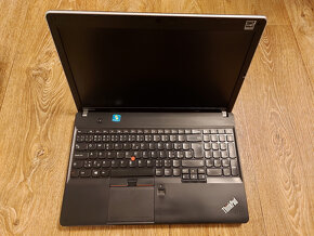 Lenovo E530c + Lenovo E530 - na náhradné diely - 13