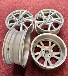 5x112 R16 originál disky Škoda Octavia 3. - ET 46 - 13