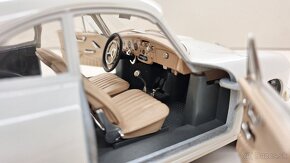 1:18 PORSCHE 356B COUPE - 13