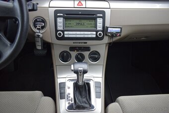 Volkswagen Passat 2,0 TDi,DSG,Xenony,PARROT,šíbr - 13