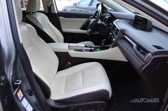 Lexus RX 450H 3,5 i V6 193 kW HYBRID 4x4, 1.MAJITEĽ - 13