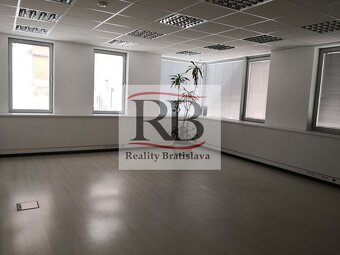 Prenájom Open spacu - Palisády, 130 m2 - 13