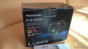 Panasonic Lumix DMC-  FZ200 + sada makropredsádok + dialk.sp - 13