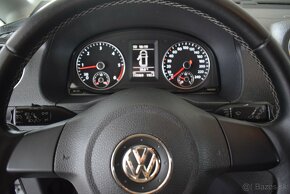 Volkswagen Caddy 1,6 TDi Cross,Navi,vyhř.sed - 13