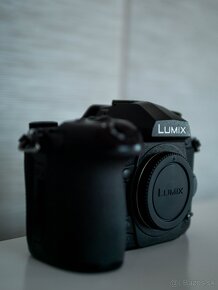 Panasonic Lumix DC- G9 telo - 13