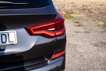 BMW X3 M40d A/T - 13